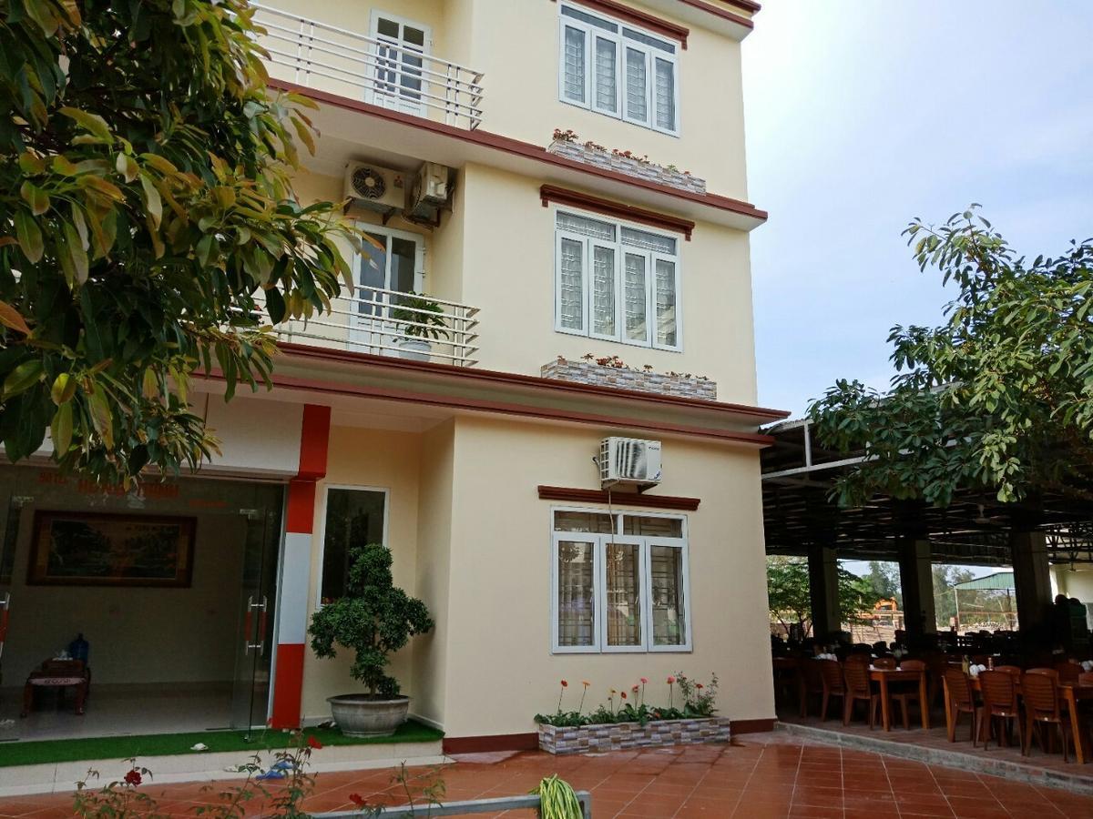 Hung Thinh Hotel Куанг Нин Екстериор снимка